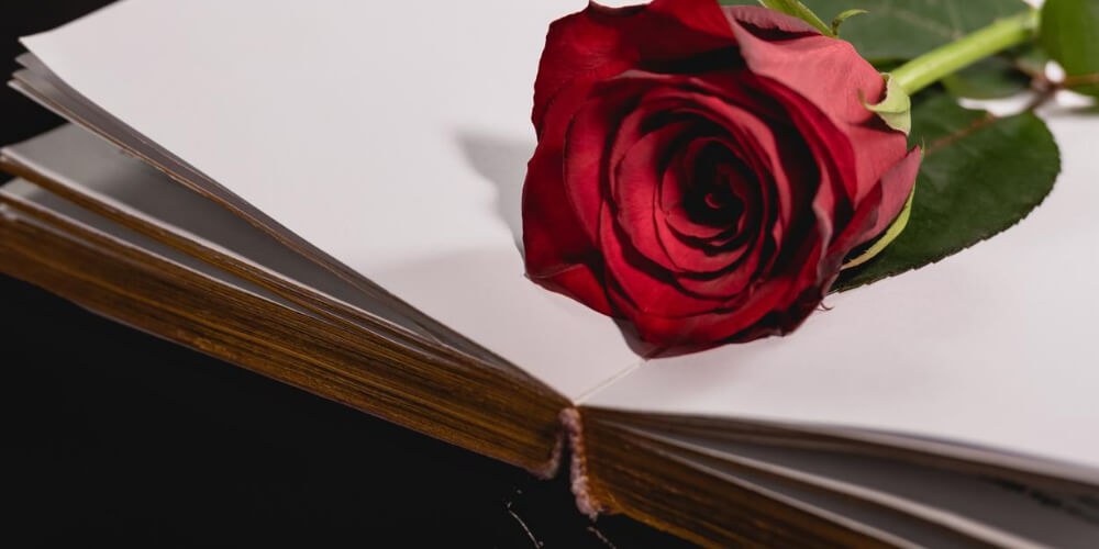 Cosa scrivere su lapide Vannini Marmi