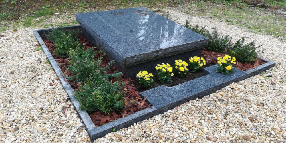 Tipologie tombe a terra in pietra