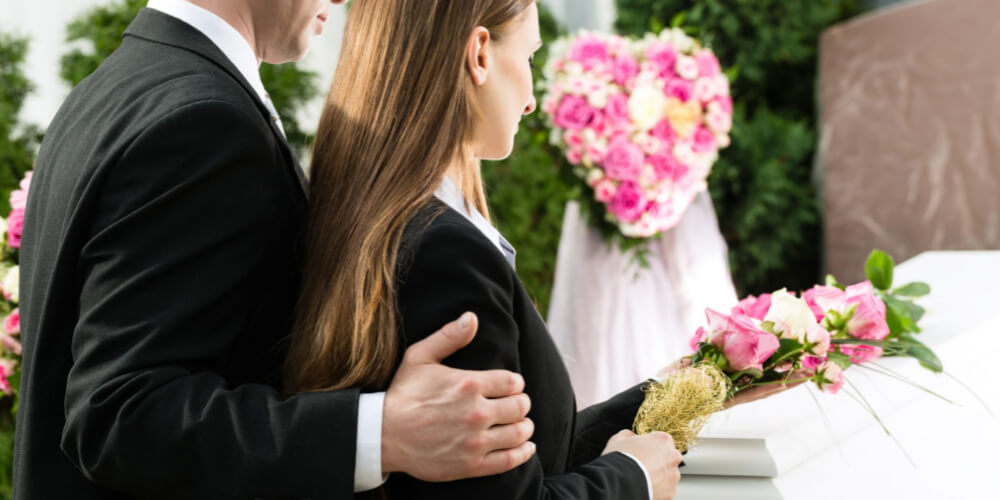 Fiori per funerale donare i fiori