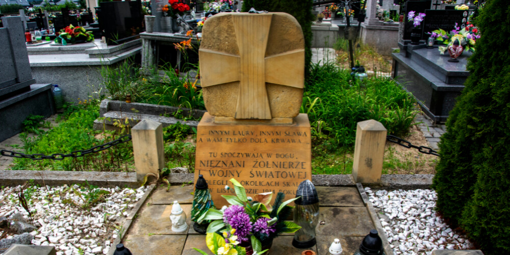 Cimitero polacco le tombe
